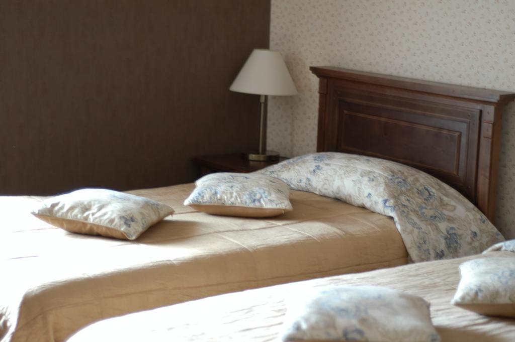 Gogol Hotel Myrhorod Rom bilde