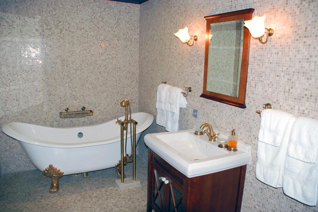Gogol Hotel Myrhorod Rom bilde